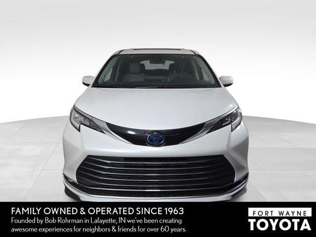 2023 Toyota Sienna Limited 7 Passenger