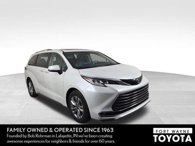 2023 Toyota Sienna Limited 7 Passenger