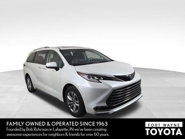 2023 Toyota Sienna Limited 7 Passenger