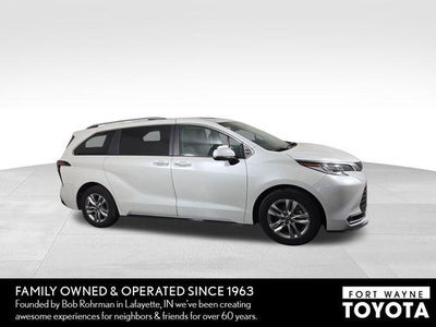 2023 Toyota Sienna Limited 7 Passenger