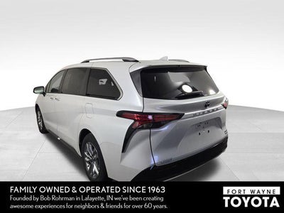 2023 Toyota Sienna Limited 7 Passenger