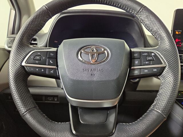 2024 Toyota Sienna Limited 7 Passenger