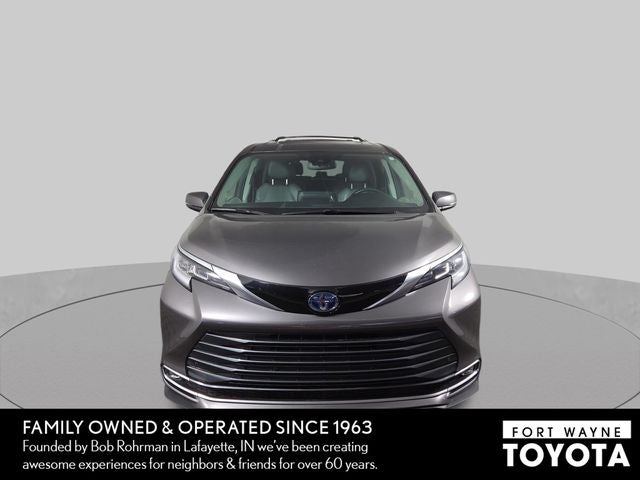 2024 Toyota Sienna Limited 7 Passenger