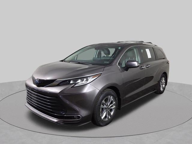 2024 Toyota Sienna Limited 7 Passenger