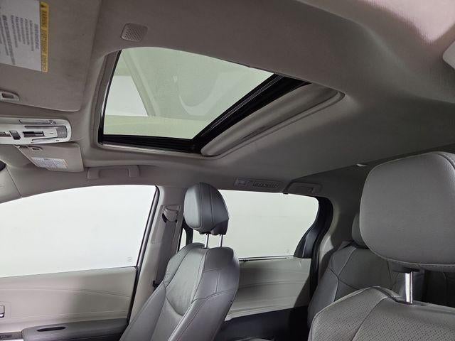 2024 Toyota Sienna Limited 7 Passenger