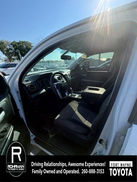 2017 Toyota Tundra SR5