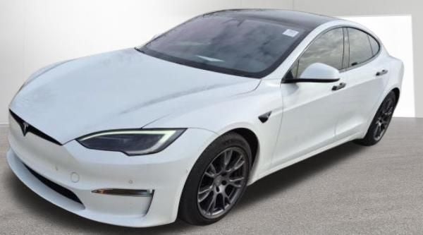 2022 Tesla Model S Base