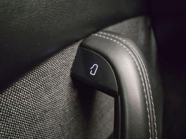 2022 Tesla Model S Base