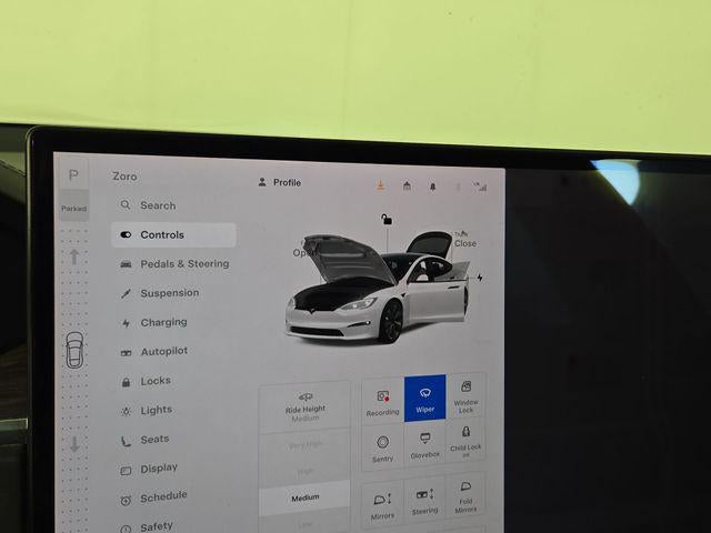 2022 Tesla Model S Base