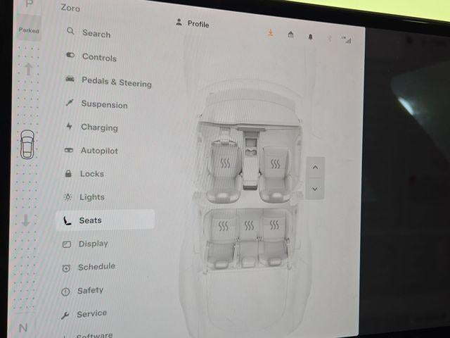 2022 Tesla Model S Base