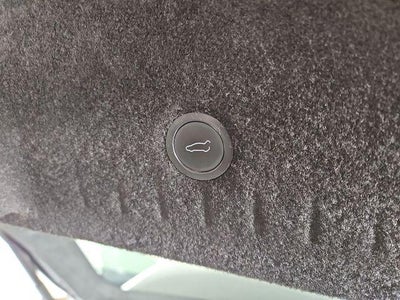 2022 Tesla Model S Base