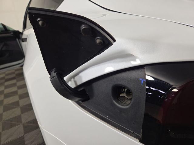 2022 Tesla Model S Base