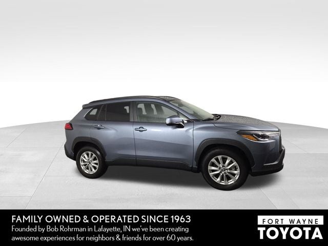2023 Toyota Corolla Cross LE