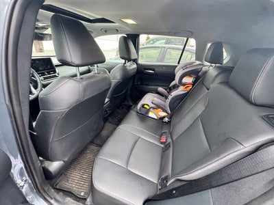 2024 Toyota Corolla Cross XLE