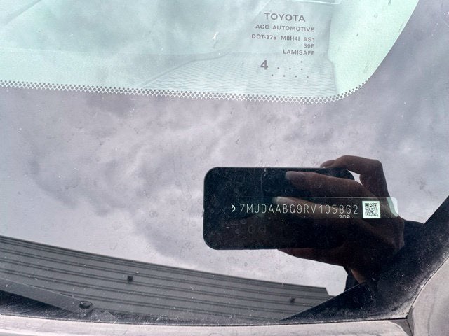 2024 Toyota Corolla Cross XLE