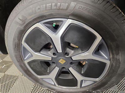 2023 Rivian R1S Adventure