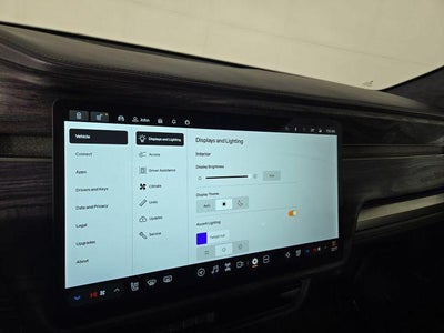 2023 Rivian R1S Adventure