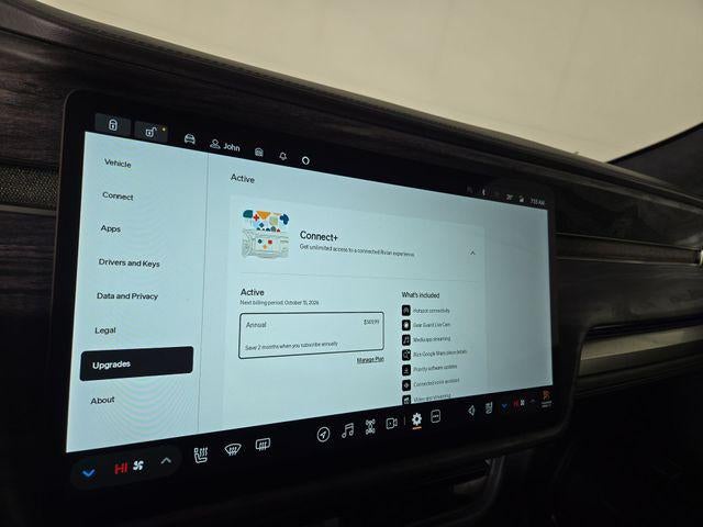 2023 Rivian R1S Adventure