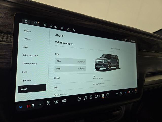 2023 Rivian R1S Adventure