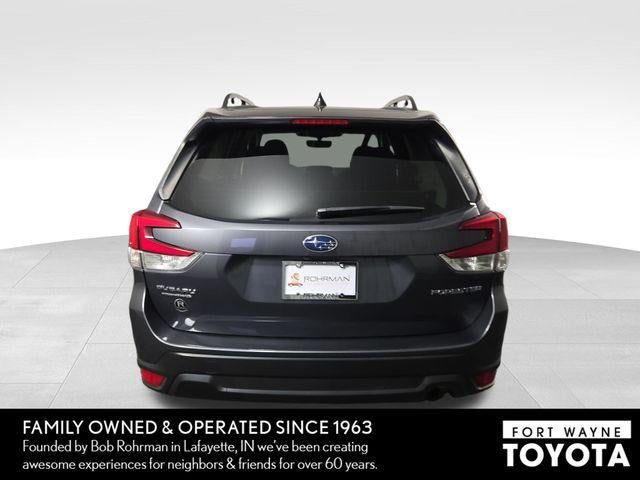 2024 Subaru Forester Premium