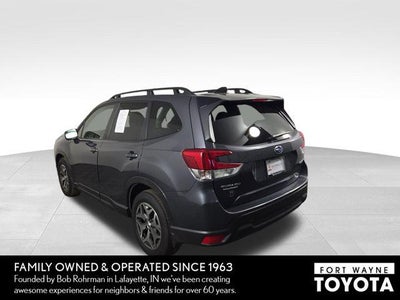 2024 Subaru Forester Premium