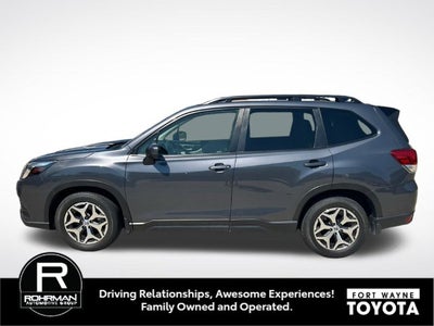 2024 Subaru Forester Premium