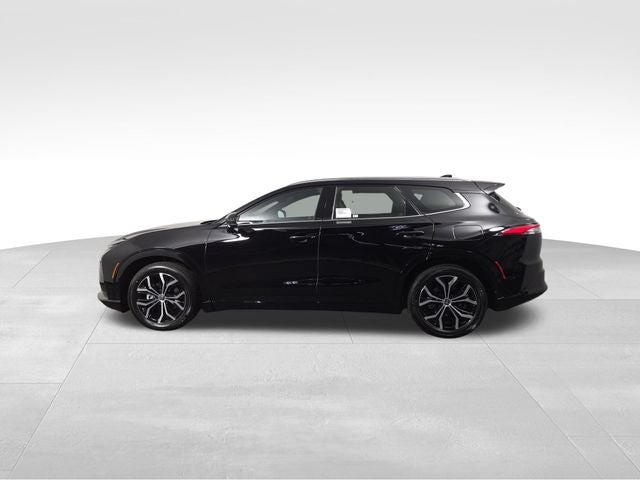 2025 Toyota Crown Signia XLE