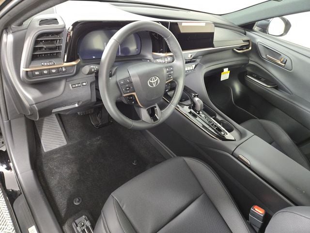 2025 Toyota Crown Signia XLE