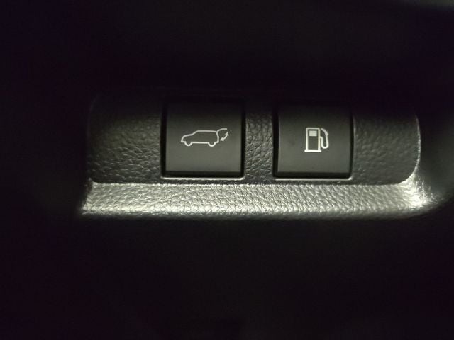 2025 Toyota Crown Signia XLE