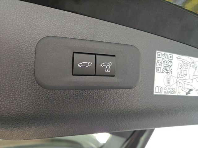 2025 Toyota Crown Signia XLE