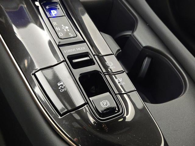 2025 Toyota Crown Signia XLE