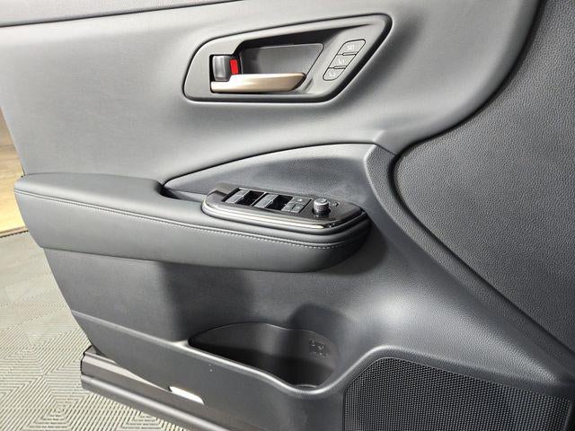 2025 Toyota Crown Signia XLE