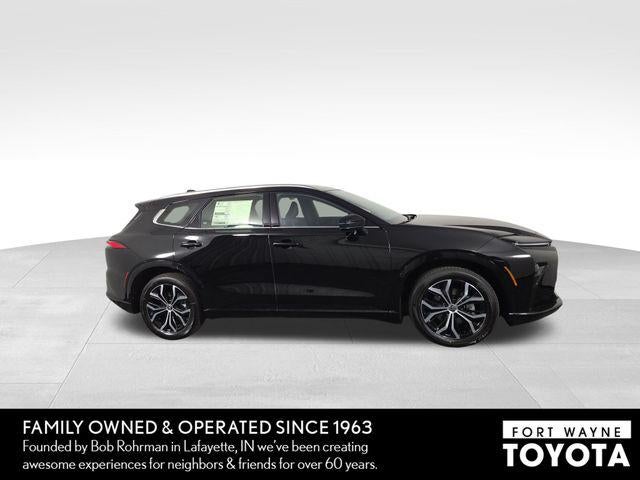 2025 Toyota Crown Signia XLE