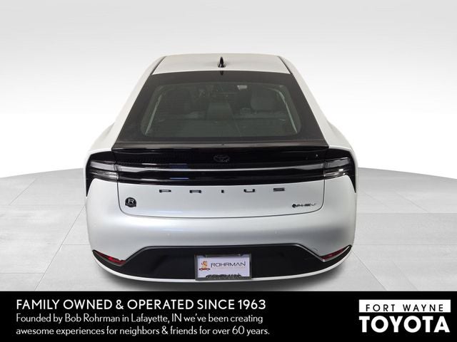 2026 Toyota Prius Plug-In Hybrid SE