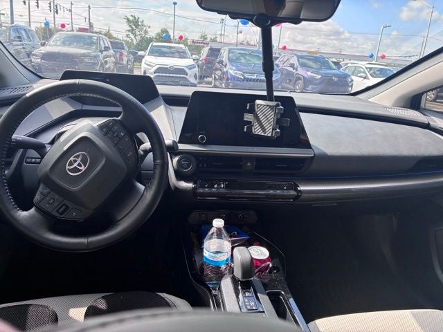 2025 Toyota Prius XLE