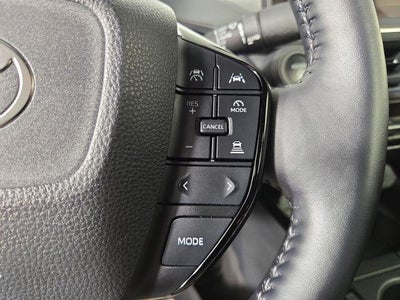 2025 Toyota Prius XLE