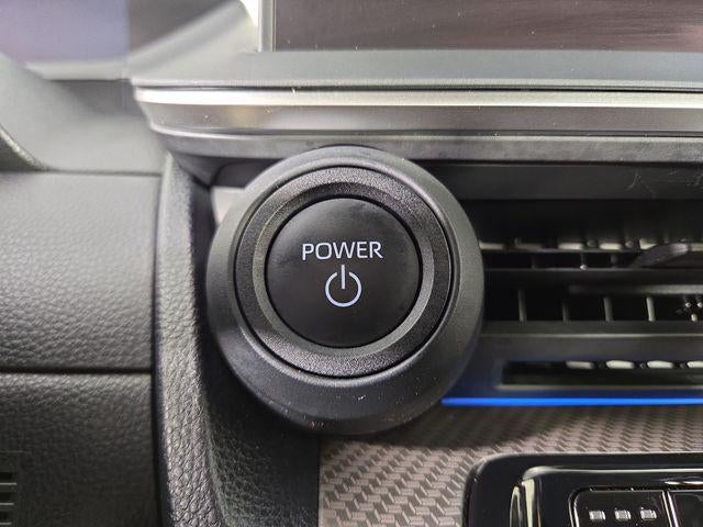 2025 Toyota Prius XLE