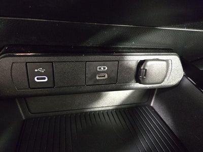 2025 Toyota Prius XLE