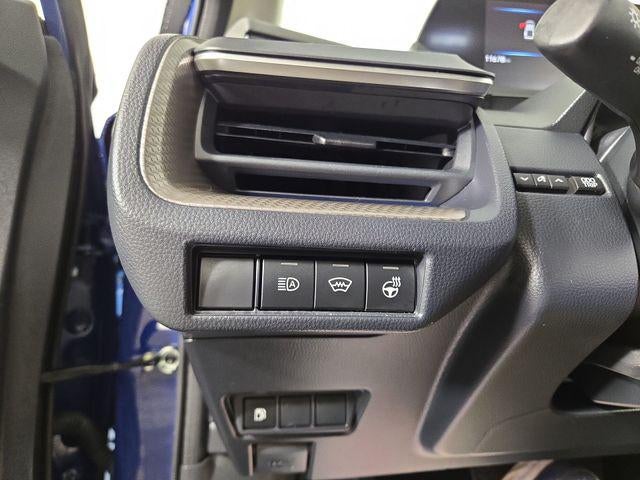 2025 Toyota Prius XLE