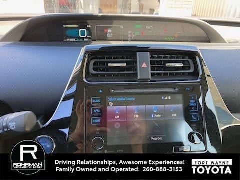 2018 Toyota Prius Three Touring