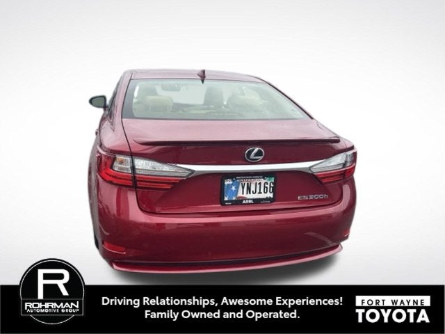 2016 Lexus ES 300h