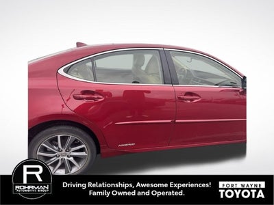 2016 Lexus ES 300h