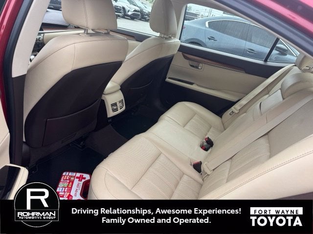 2016 Lexus ES 300h