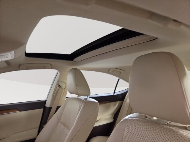 2016 Lexus ES 300h