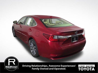 2016 Lexus ES 300h