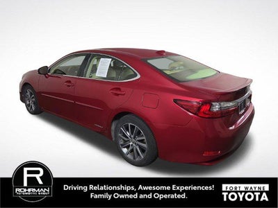 2016 Lexus ES 300h