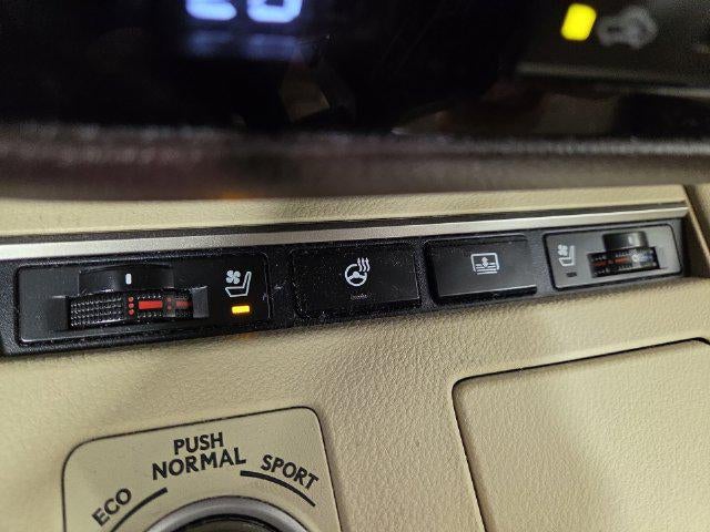 2016 Lexus ES 300h