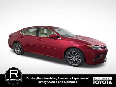 2016 Lexus ES 300h