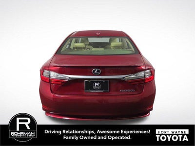 2016 Lexus ES 300h
