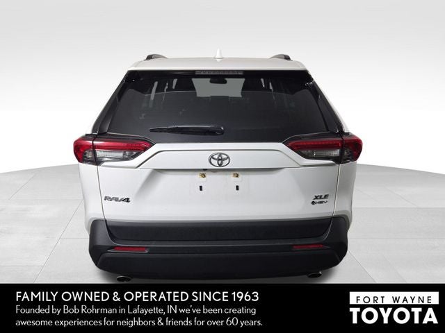 2025 Toyota RAV4 Hybrid XLE